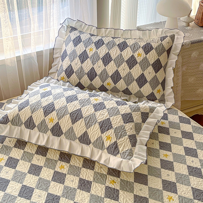 91家纺网 家纺一手货源 找家纺 羽爱 2025全棉印花A类榻榻米床盖菱形世界