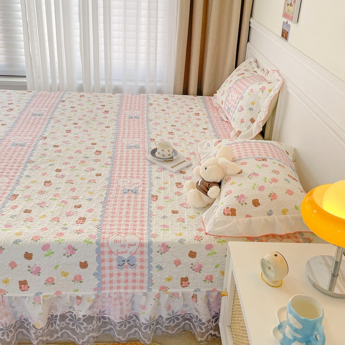 91家纺网 家纺一手货源 找家纺 羽爱 2025全棉印花A类榻榻米床盖情话微甜