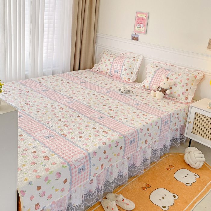 91家纺网 家纺一手货源 找家纺 羽爱 2025全棉印花A类榻榻米床盖情话微甜