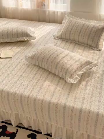 91家纺网 家纺一手货源 找家纺 羽爱 2025全棉印花A类榻榻米床盖轻悠花梦