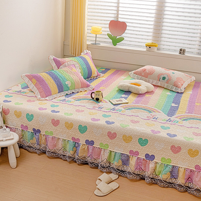 91家纺网 家纺一手货源 找家纺 羽爱 2025全棉印花A类榻榻米床盖小彩虹