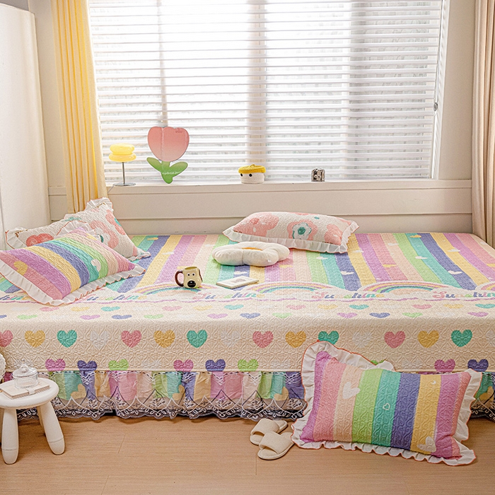 91家纺网 家纺一手货源 找家纺 羽爱 2025全棉印花A类榻榻米床盖小彩虹