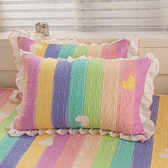 91家纺网 家纺一手货源 找家纺 羽爱 2025全棉印花A类榻榻米床盖小彩虹