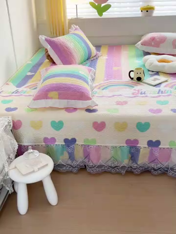 91家纺网 家纺一手货源 找家纺 羽爱 2025全棉印花A类榻榻米床盖小彩虹