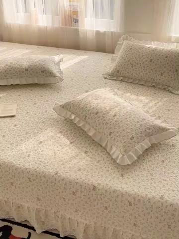 91家纺网 家纺一手货源 找家纺 羽爱 2025全棉印花A类榻榻米床盖小飞象