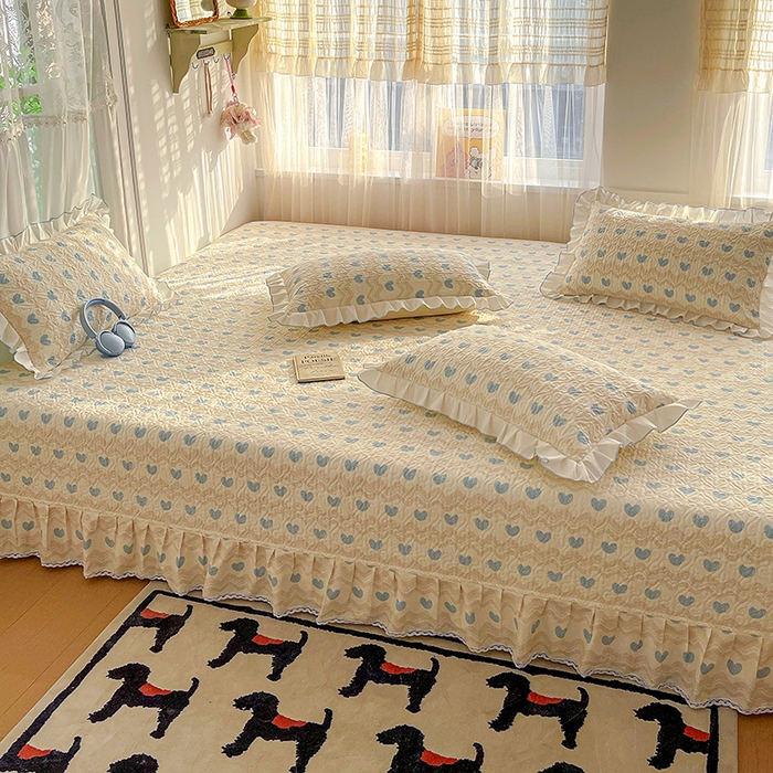 91家纺网 家纺一手货源 找家纺 羽爱 2025全棉印花A类榻榻米床盖心动旋律