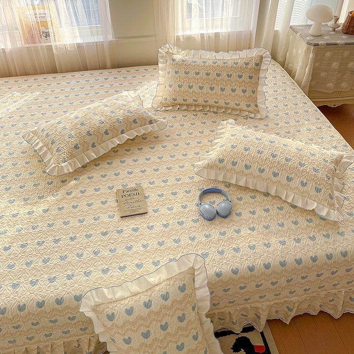 91家纺网 家纺一手货源 找家纺 羽爱 2025全棉印花A类榻榻米床盖心动旋律