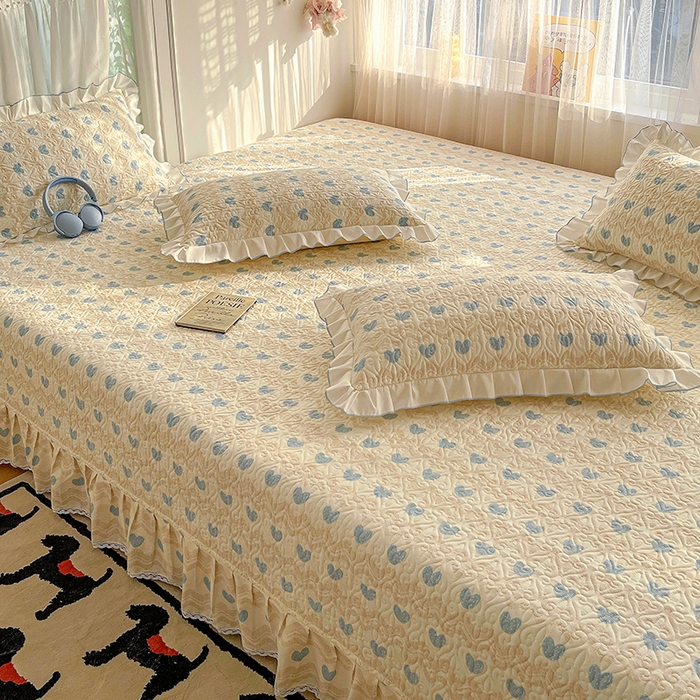 91家纺网 家纺一手货源 找家纺 羽爱 2025全棉印花A类榻榻米床盖心动旋律