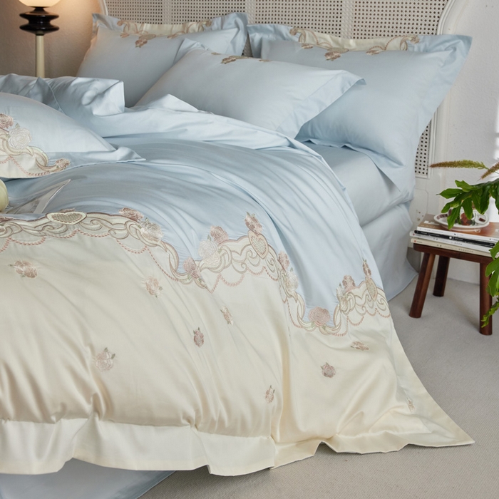 91家纺网 家纺一手货源 找家纺 咏绒家纺工厂店 2025新款100支澳棉长绒棉纯棉CR工艺极简轻奢刺绣四件套-南法玫瑰系列 南法玫瑰-晨雾蓝