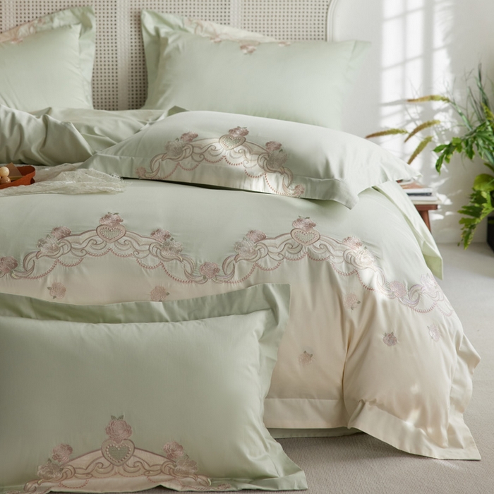 91家纺网 家纺一手货源 找家纺 咏绒家纺工厂店 2025新款100支澳棉长绒棉纯棉CR工艺极简轻奢刺绣四件套-南法玫瑰系列 南法玫瑰-木槿绿