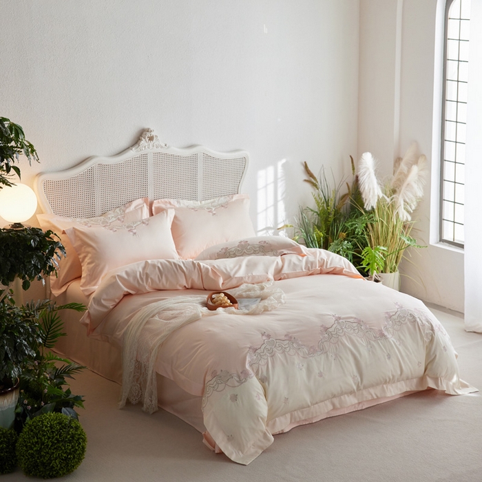 91家纺网 家纺一手货源 找家纺 咏绒家纺工厂店 2025新款100支澳棉长绒棉纯棉CR工艺极简轻奢刺绣四件套-南法玫瑰系列 南法玫瑰-玉竹粉