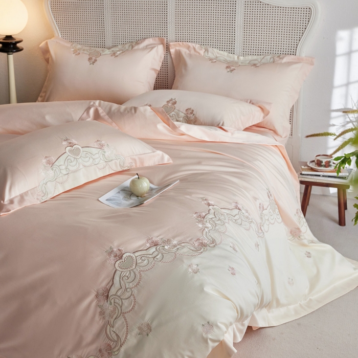 91家纺网 家纺一手货源 找家纺 咏绒家纺工厂店 2025新款100支澳棉长绒棉纯棉CR工艺极简轻奢刺绣四件套-南法玫瑰系列 南法玫瑰-玉竹粉