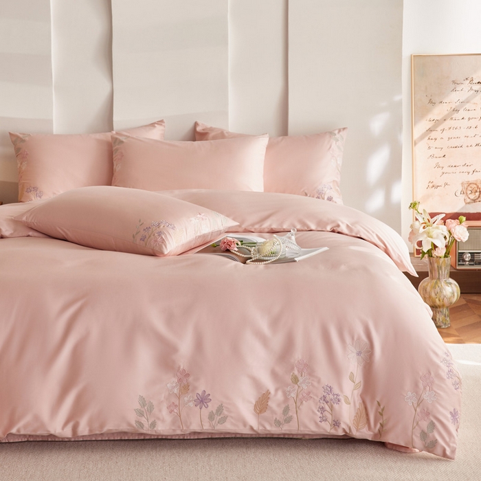 91家纺网 家纺一手货源 找家纺 咏绒家纺工厂店 2025新款100支长绒棉纯棉四件套-花草自春风系列 柏林少女