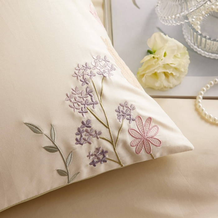 91家纺网 家纺一手货源 找家纺 咏绒家纺工厂店 2025新款100支长绒棉纯棉四件套-花草自春风系列 清水芙蓉