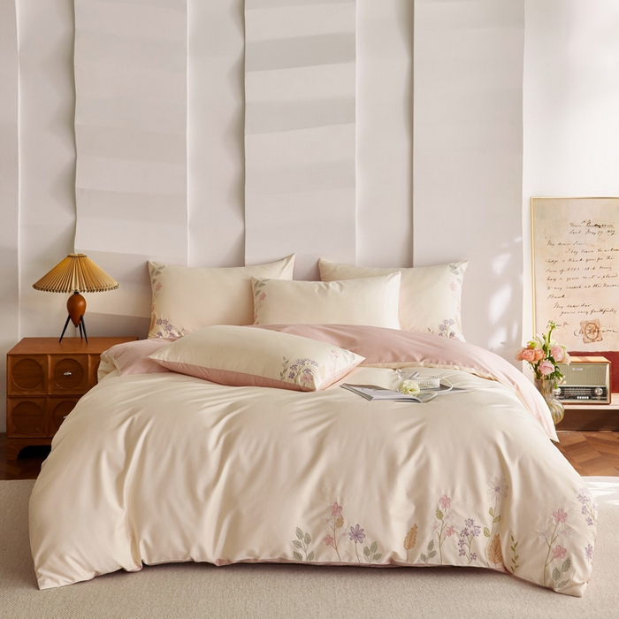 91家纺网 家纺一手货源 找家纺 咏绒家纺工厂店 2025新款100支长绒棉纯棉四件套-花草自春风系列 云朵吐司