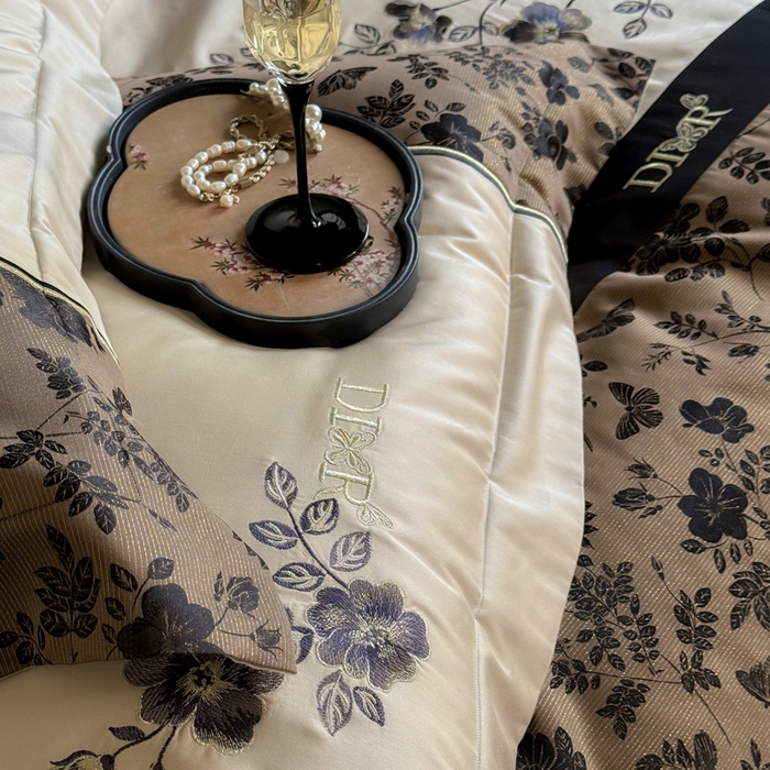 91家纺网 家纺一手货源 找家纺 （总）咏绒家纺工厂店 2025新款高精密提花100支PRO长绒棉纯棉四件套-伊莎贝尔系列