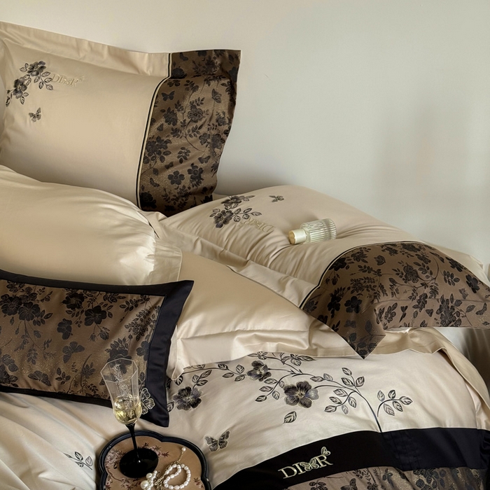 91家纺网 家纺一手货源 找家纺 咏绒家纺工厂店 2025新款高精密提花100支PRO长绒棉纯棉四件套-伊莎贝尔系列 伊莎贝尔-奶茶棕