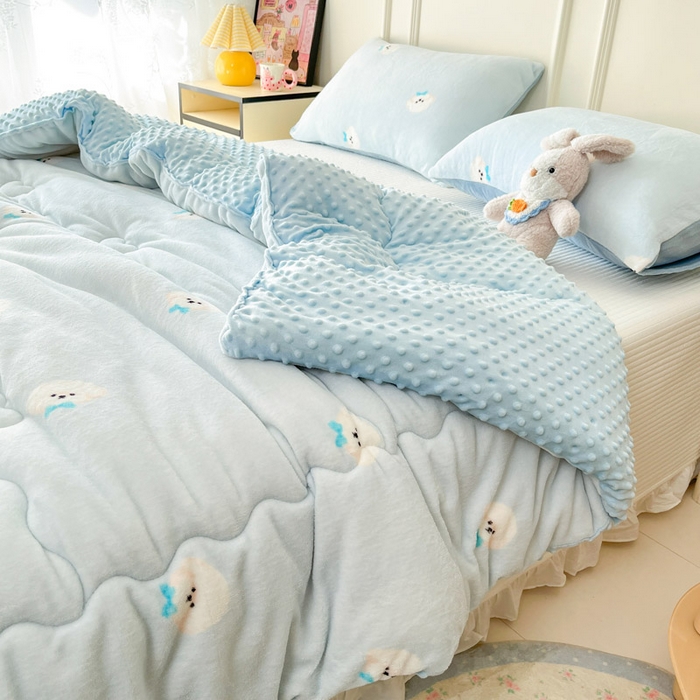 91家纺网 家纺一手货源 找家纺 （总）贝扬思家纺 2025新款卡通牛奶绒豆豆绒抗菌被冬被被子被芯-奶豆