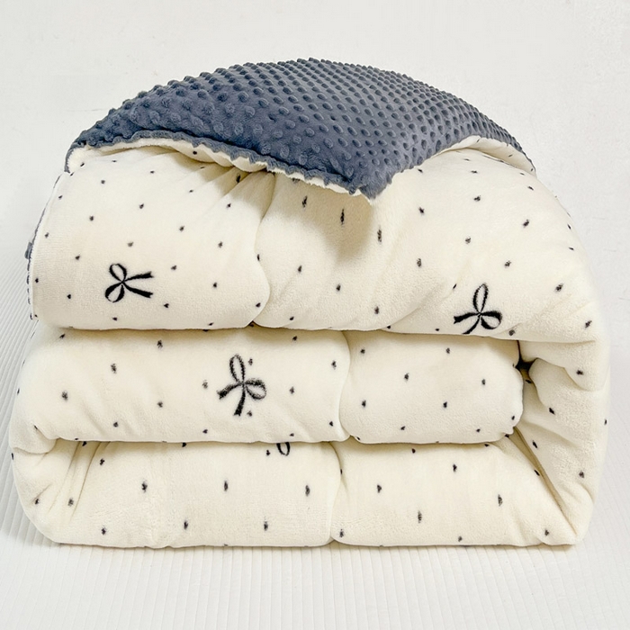 贝扬思家纺 2025新款卡通牛奶绒豆豆绒抗菌被冬被被子被芯-奶豆 奶豆-蝴蝶点点心