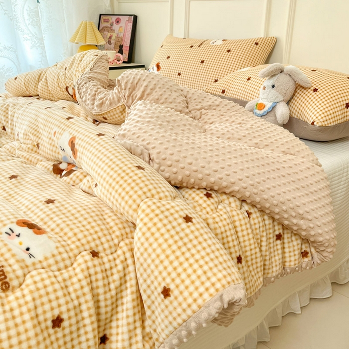 91家纺网 家纺一手货源 找家纺 贝扬思家纺 2025新款卡通牛奶绒豆豆绒抗菌被冬被被子被芯-奶豆 奶豆-可可猫星