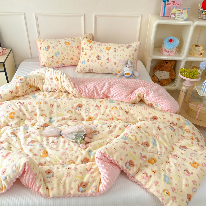 91家纺网 家纺一手货源 找家纺 贝扬思家纺 2025新款卡通牛奶绒豆豆绒抗菌被冬被被子被芯-奶豆 奶豆-卖萌修狗