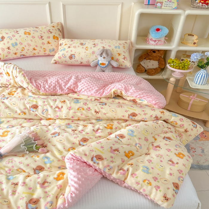 91家纺网 家纺一手货源 找家纺 贝扬思家纺 2025新款卡通牛奶绒豆豆绒抗菌被冬被被子被芯-奶豆 奶豆-卖萌修狗