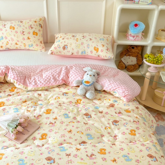 91家纺网 家纺一手货源 找家纺 贝扬思家纺 2025新款卡通牛奶绒豆豆绒抗菌被冬被被子被芯-奶豆 奶豆-卖萌修狗