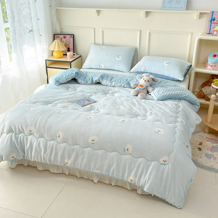 91家纺网 家纺一手货源 找家纺 贝扬思家纺 2025新款卡通牛奶绒豆豆绒抗菌被冬被被子被芯-奶豆 奶豆-绒绒小狗蓝