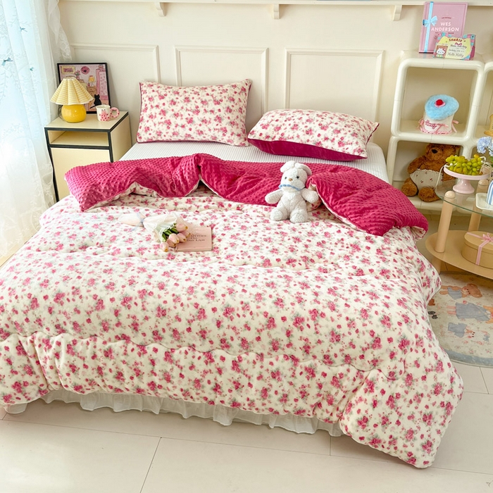 91家纺网 家纺一手货源 找家纺 贝扬思家纺 2025新款卡通牛奶绒豆豆绒抗菌被冬被被子被芯-奶豆 奶豆-疏影