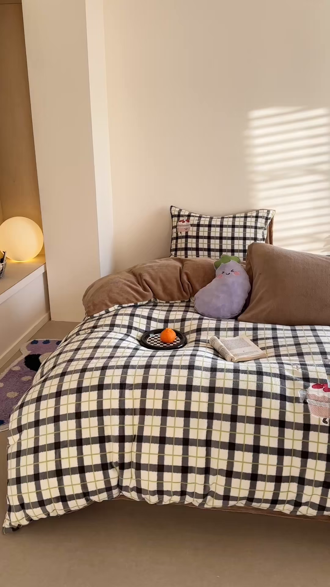 91家纺网 家纺一手货源 找家纺 眠屿家纺 2025新款加厚牛奶绒贴布绣四件套 欢乐音乐