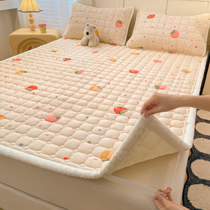 91家纺网 家纺一手货源 找家纺 （总）女子家纺 2025新款牛奶绒夹棉加厚床垫床褥