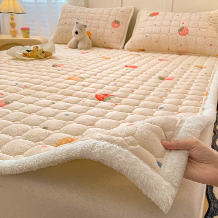 91家纺网 家纺一手货源 找家纺 （总）女子家纺 2025新款牛奶绒夹棉加厚床垫床褥