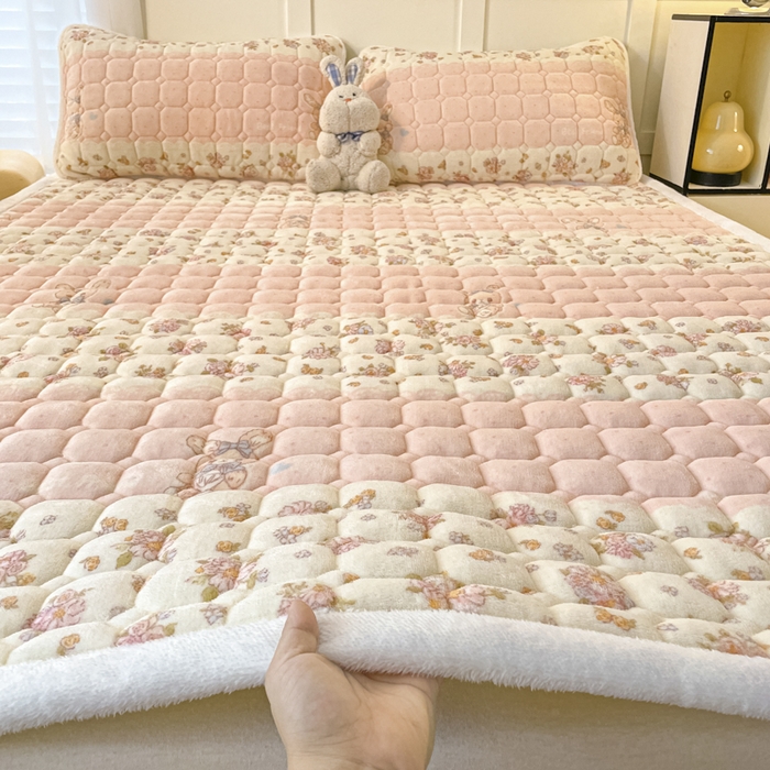 91家纺网 家纺一手货源 找家纺 （总）女子家纺 2025新款牛奶绒夹棉加厚床垫床褥