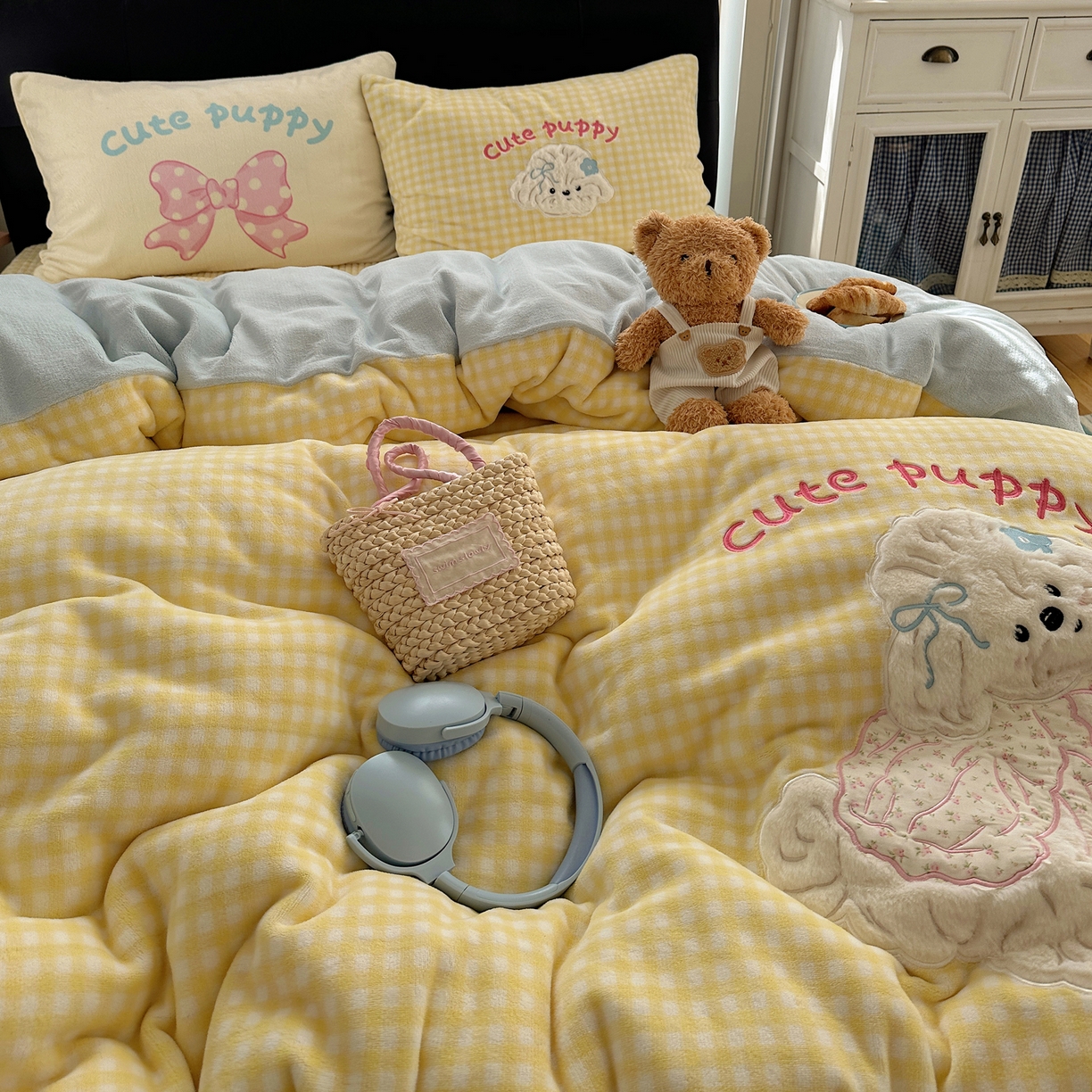 91家纺网 家纺一手货源 找家纺 （总）觅糖家纺 2025新款大版卡通牛奶绒床盖四件套