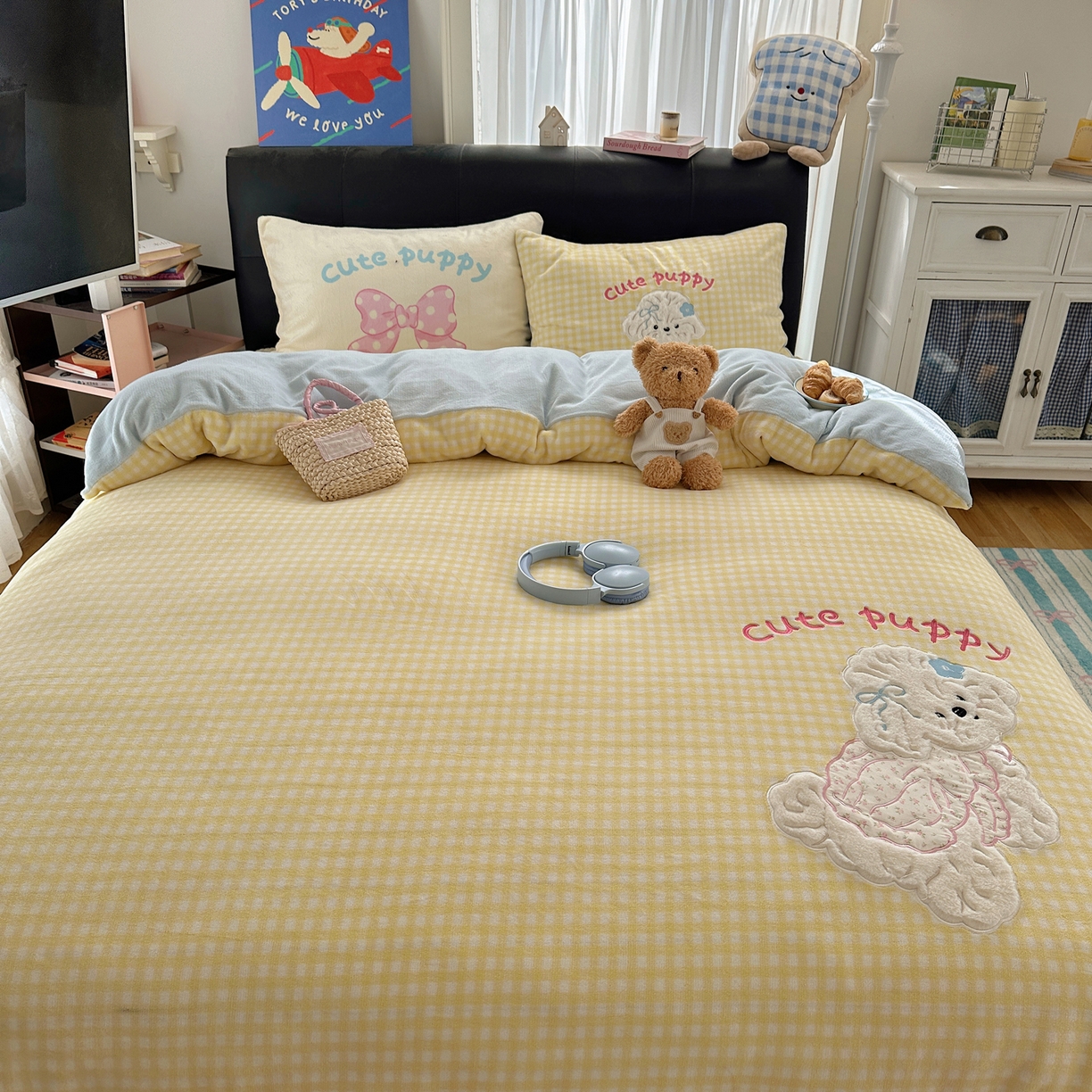 91家纺网 家纺一手货源 找家纺 觅糖家纺 2025新款大版卡通牛奶绒床盖四件套 奶油小狗