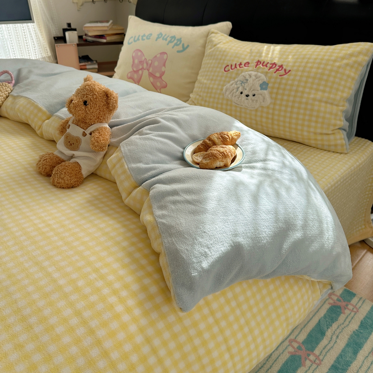 91家纺网 家纺一手货源 找家纺 觅糖家纺 2025新款大版卡通牛奶绒床盖四件套 奶油小狗