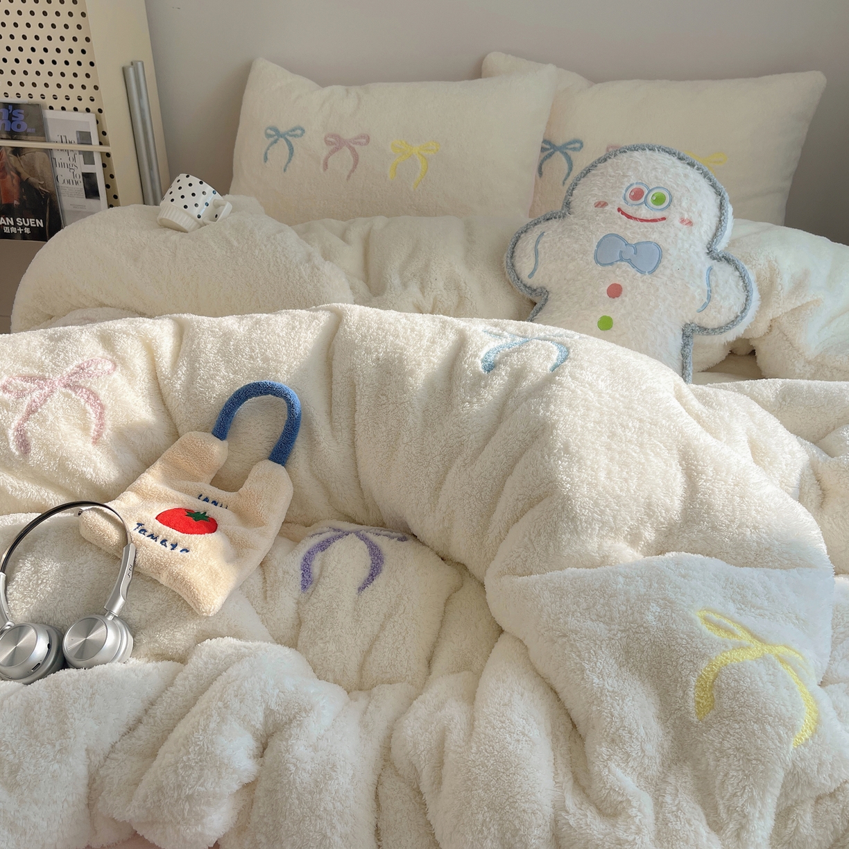 91家纺网 家纺一手货源 找家纺 （总）觅糖家纺 2025新款双面泰迪绒卡通毛巾绣系列四件套