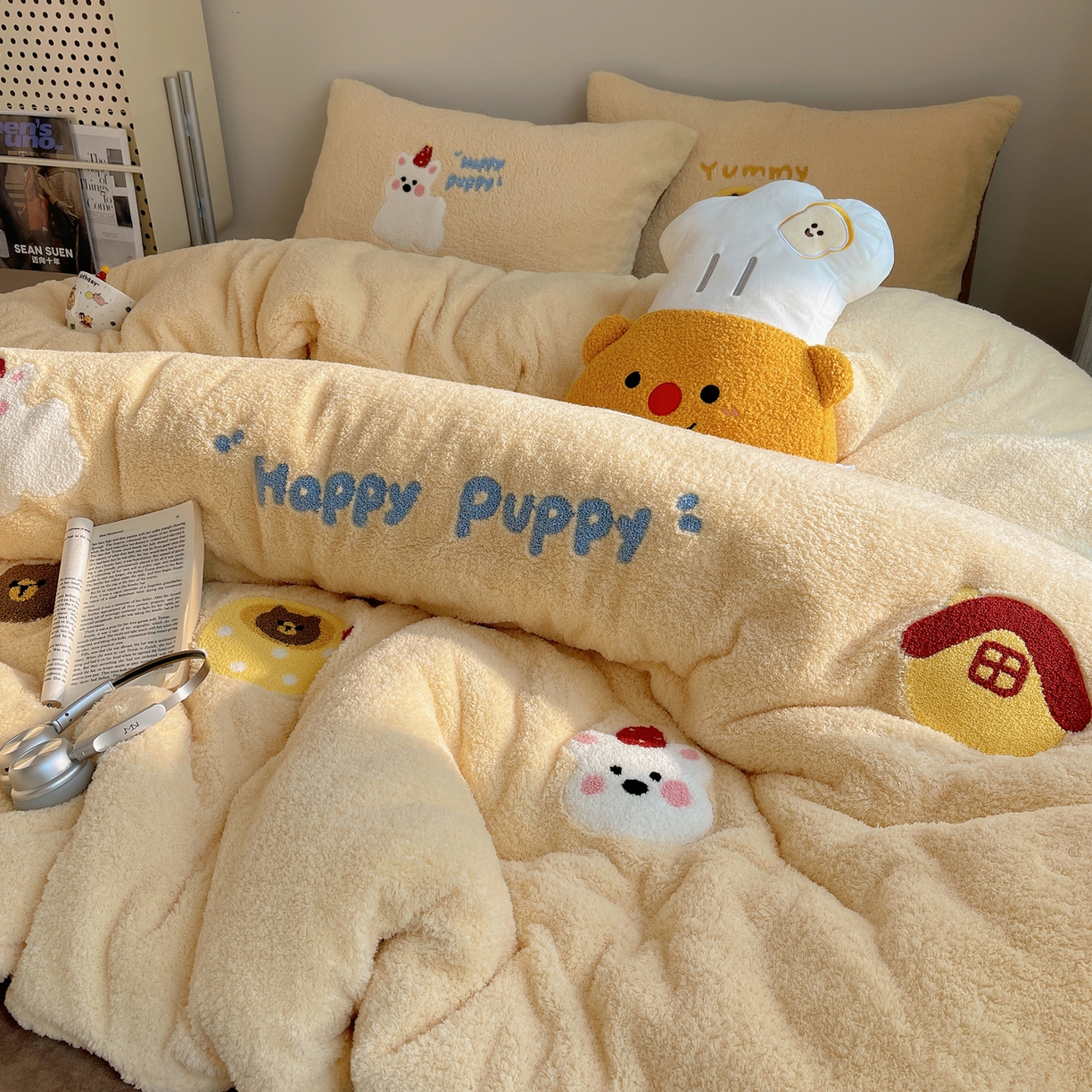 91家纺网 家纺一手货源 找家纺 觅糖家纺 2025新款双面泰迪绒卡通毛巾绣系列四件套 奶呼西高地