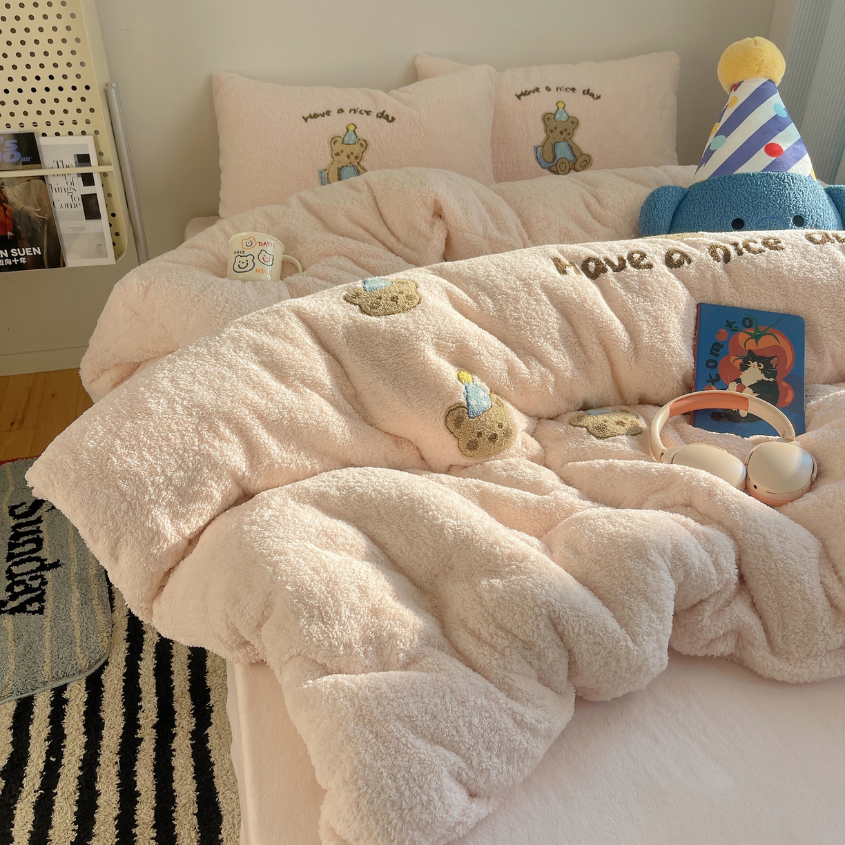 91家纺网 家纺一手货源 找家纺 觅糖家纺 2025新款双面泰迪绒卡通毛巾绣系列四件套 晚安熊仔