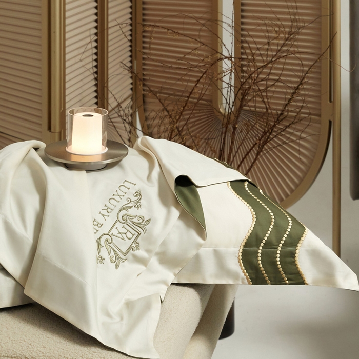 91家纺网 家纺一手货源 找家纺 咏绒家纺工厂店 2025新款100支澳棉纯棉CR工艺极简轻奢刺绣四件套-卡佩拉系列 卡佩拉-奶昔白