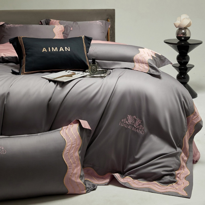 91家纺网 家纺一手货源 找家纺 咏绒家纺工厂店 2025新款100支澳棉纯棉CR工艺极简轻奢刺绣四件套-卡佩拉系列 卡佩拉-中灰