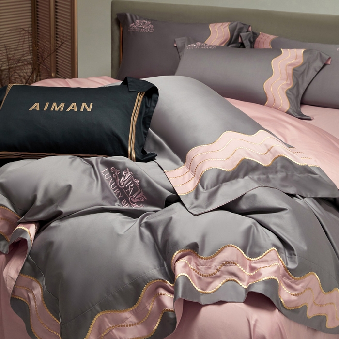 91家纺网 家纺一手货源 找家纺 咏绒家纺工厂店 2025新款100支澳棉纯棉CR工艺极简轻奢刺绣四件套-卡佩拉系列 卡佩拉-中灰