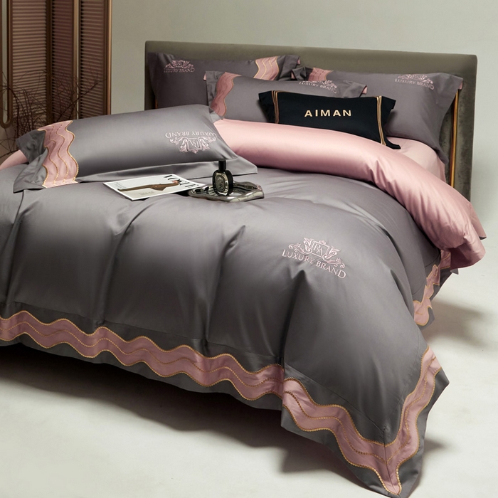 91家纺网 家纺一手货源 找家纺 咏绒家纺工厂店 2025新款100支澳棉纯棉CR工艺极简轻奢刺绣四件套-卡佩拉系列 卡佩拉-中灰