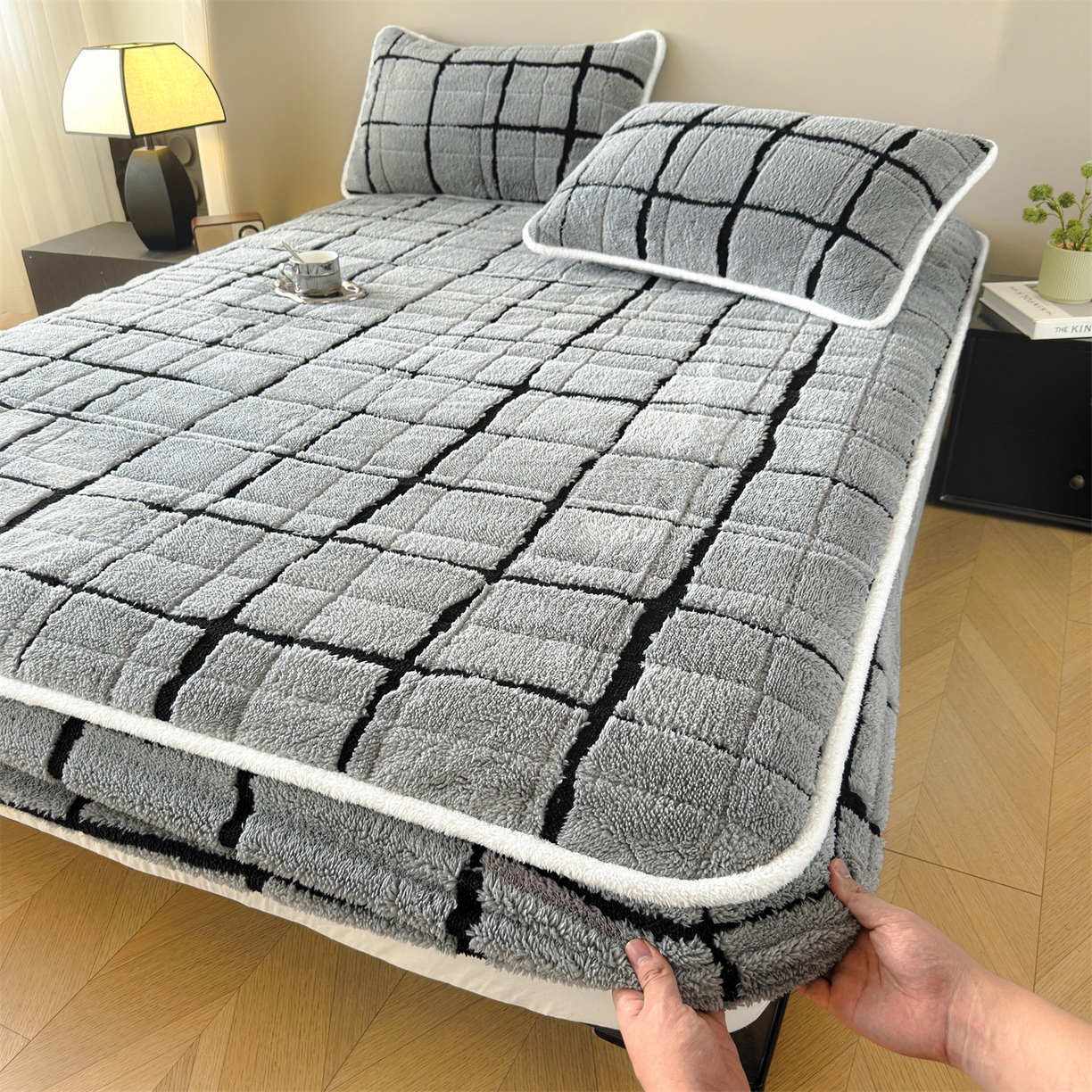 91家纺网 家纺一手货源 找家纺 （总）天之澜家纺 2025新款A类加厚舒棉绒提花夹棉床笠