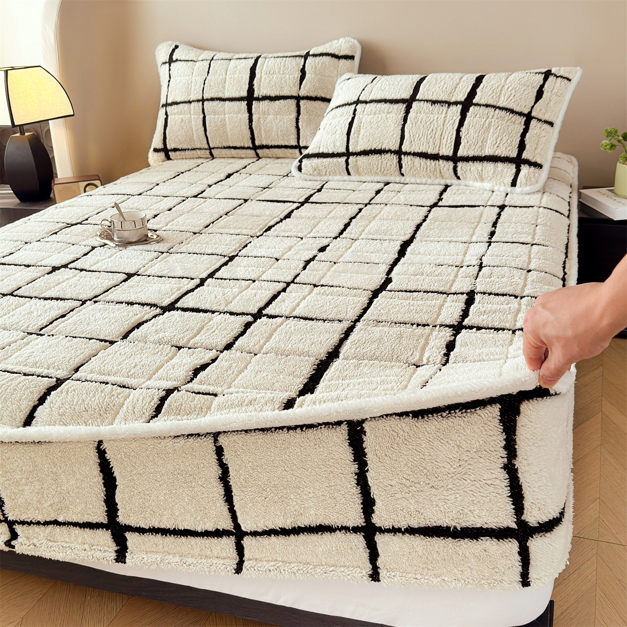 91家纺网 家纺一手货源 找家纺 （总）天之澜家纺 2025新款A类加厚舒棉绒提花夹棉床笠