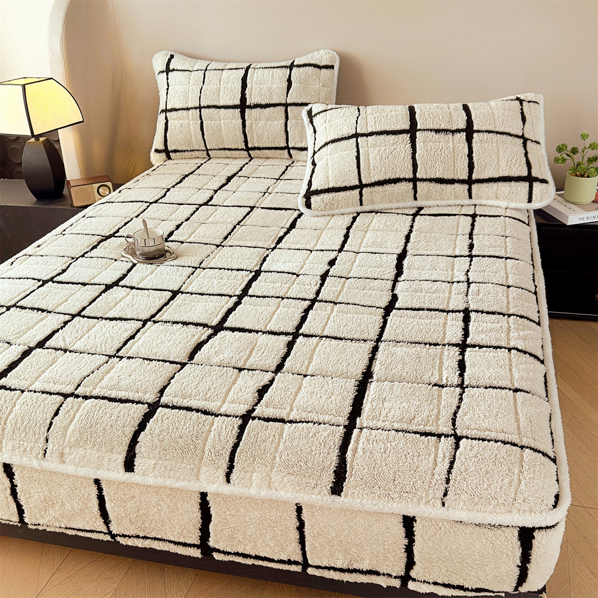 91家纺网 家纺一手货源 找家纺 （总）天之澜家纺 2025新款A类加厚舒棉绒提花夹棉床笠