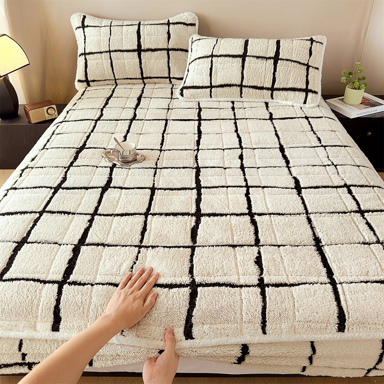 91家纺网 家纺一手货源 找家纺 （总）天之澜家纺 2025新款A类加厚舒棉绒提花夹棉床笠