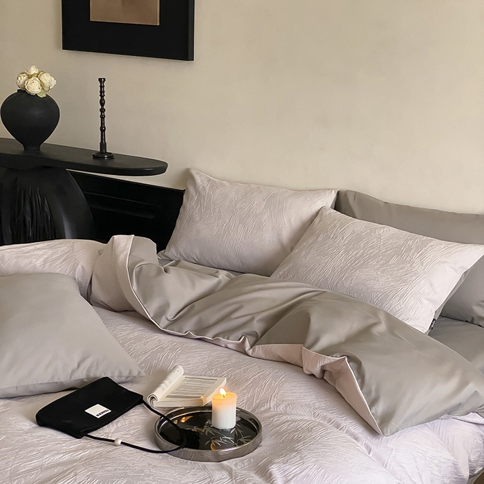 91家纺网 家纺一手货源 找家纺 咏绒家纺工厂店 2025新款色织空气大提花磨毛四件套-月岛弥生 月岛弥生-杏仁烤奶