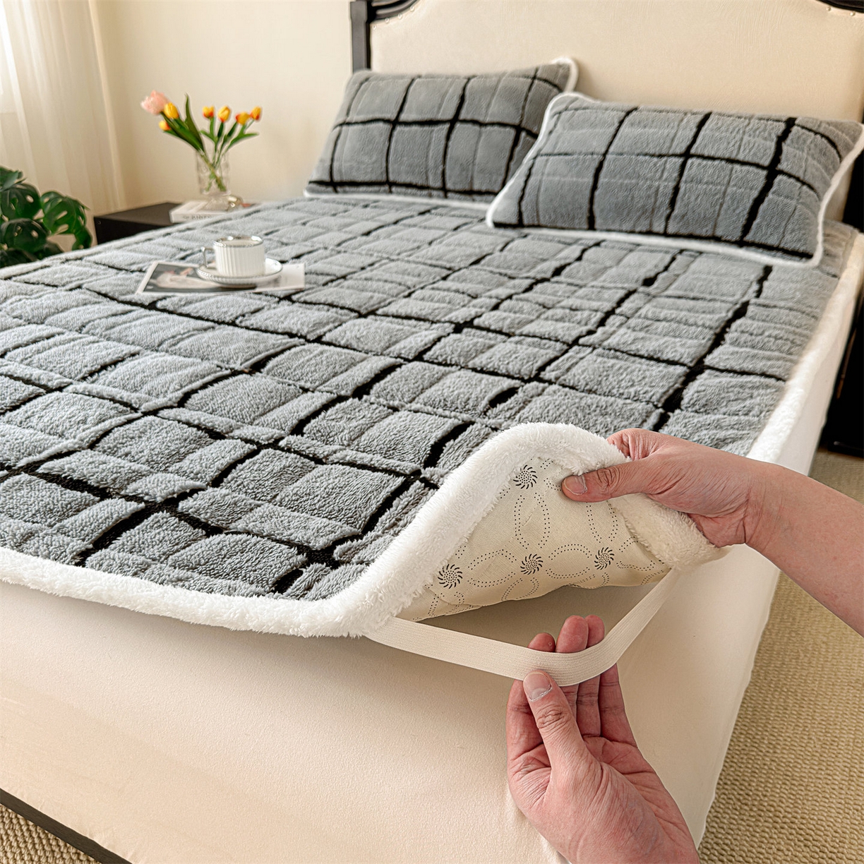 91家纺网 家纺一手货源 找家纺 （总）天之澜家纺 2025新款A类舒棉绒提花夹棉加厚床褥垫