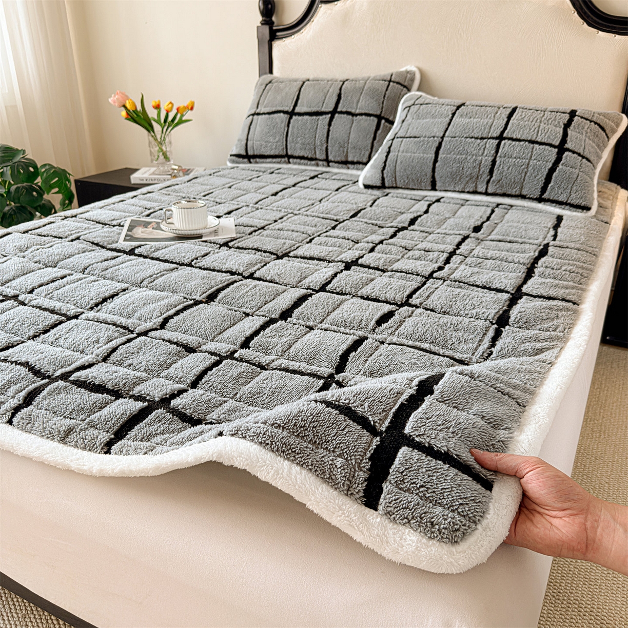 91家纺网 家纺一手货源 找家纺 （总）天之澜家纺 2025新款A类舒棉绒提花夹棉加厚床褥垫